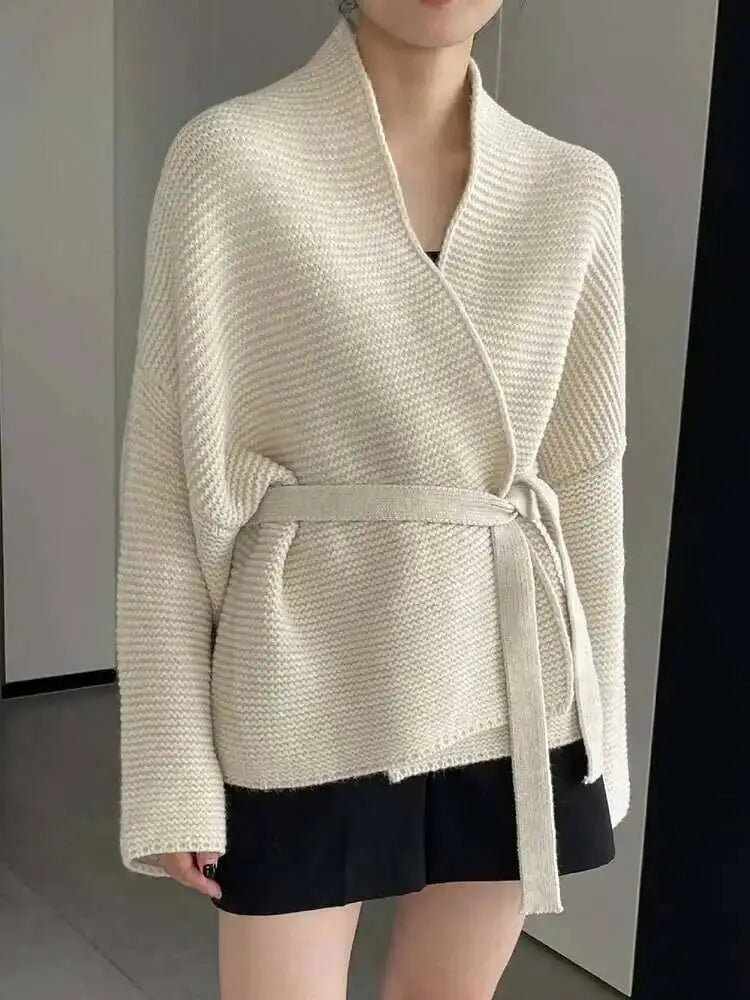 Abigail stickad cardigan med skärp