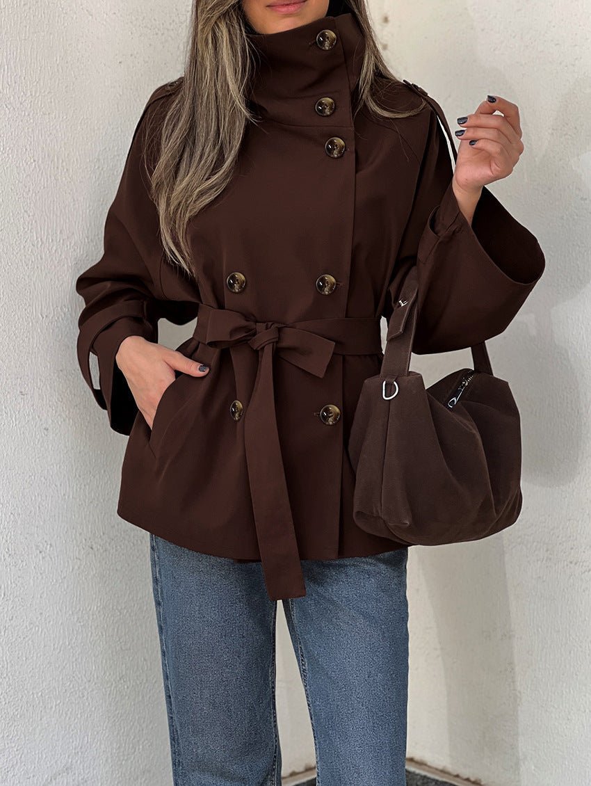Aida kort trenchcoat med snörning