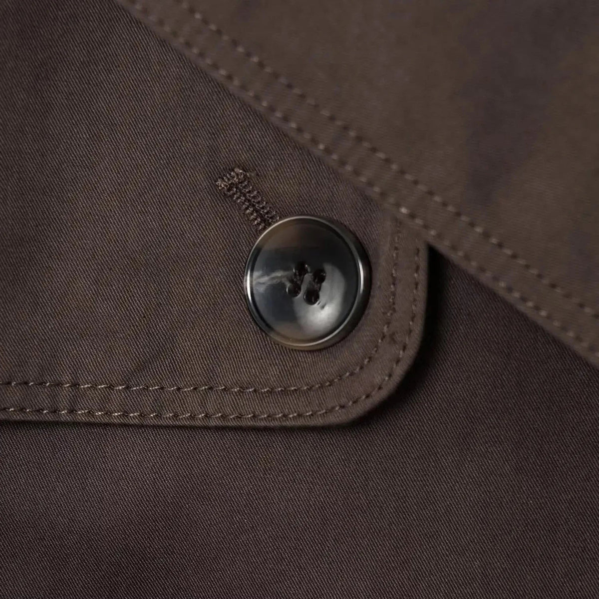 Alianna kort trenchcoat med skärp