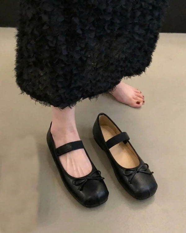 Angela ballerinaskor i läder med rosett