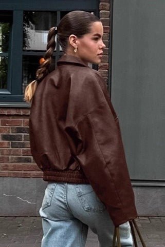 Azara vintagejacka i konstläder