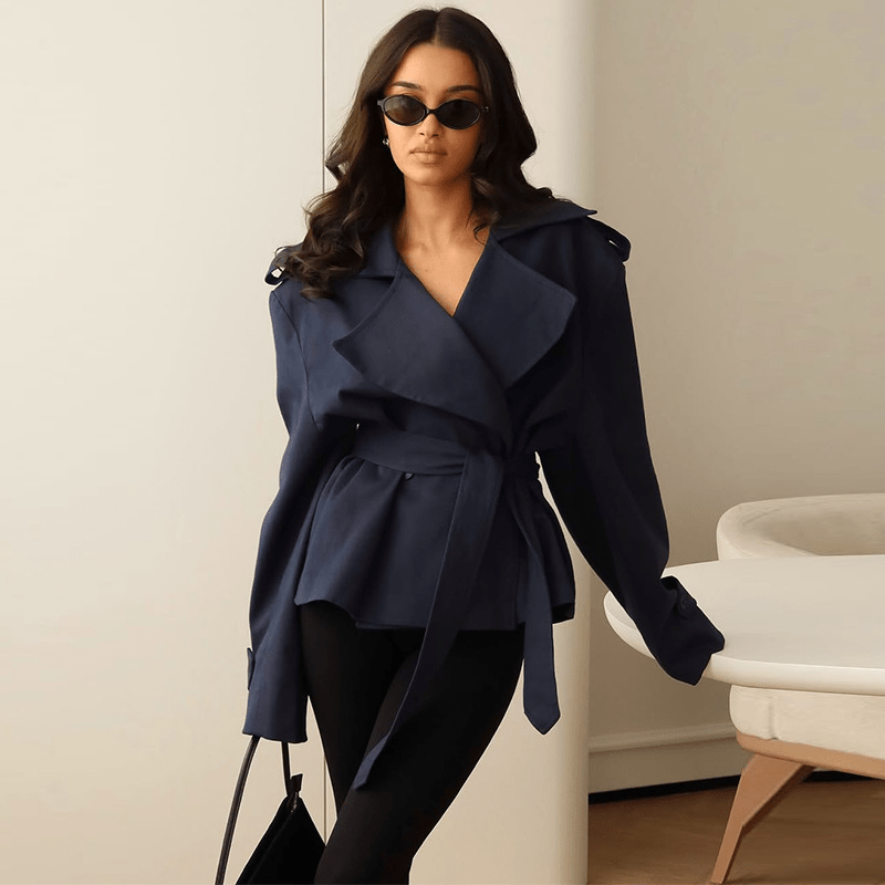 Barbara kort trenchcoat med bälte