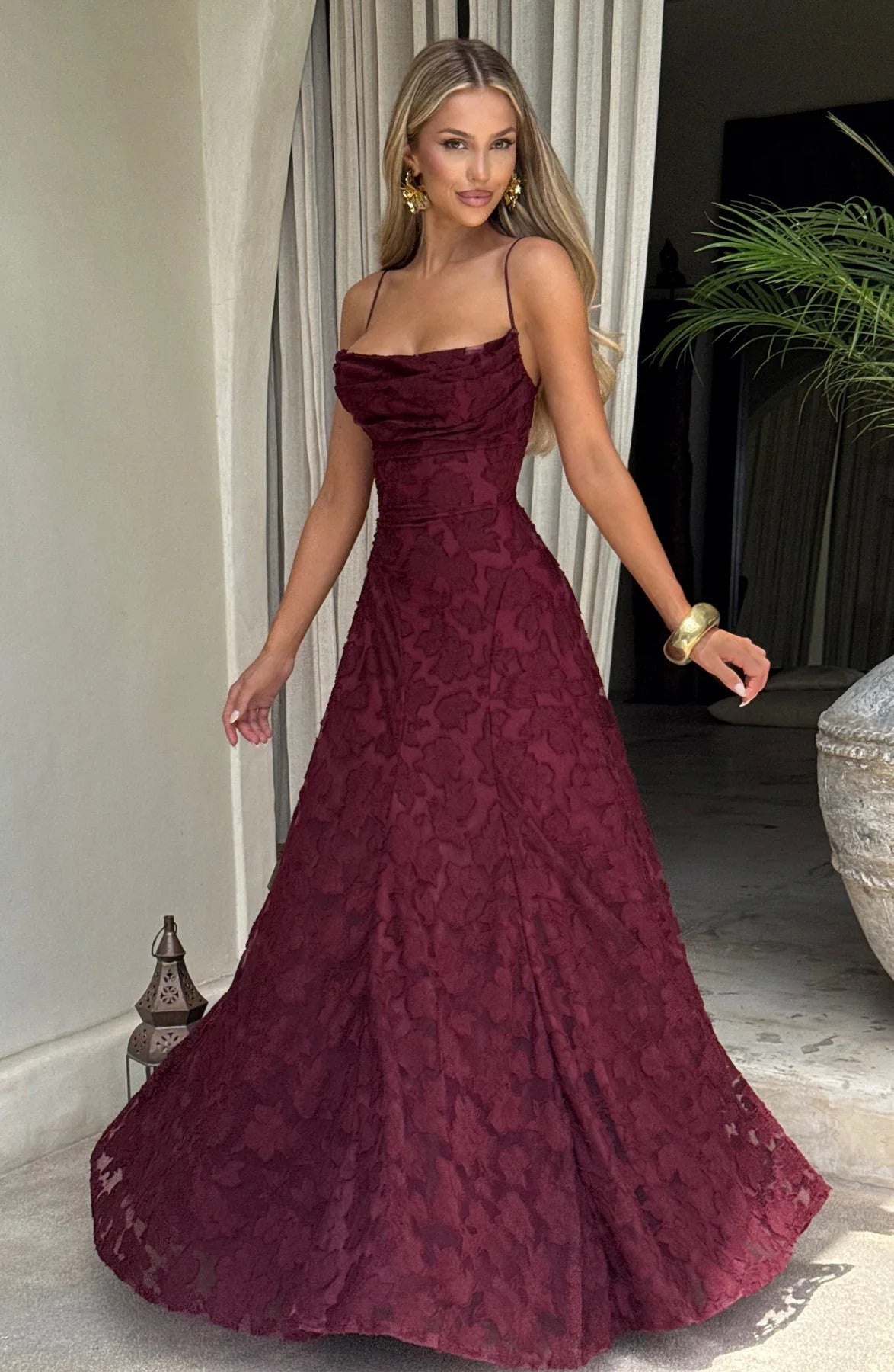 Brielle ärmlös blommig maxiklänning
