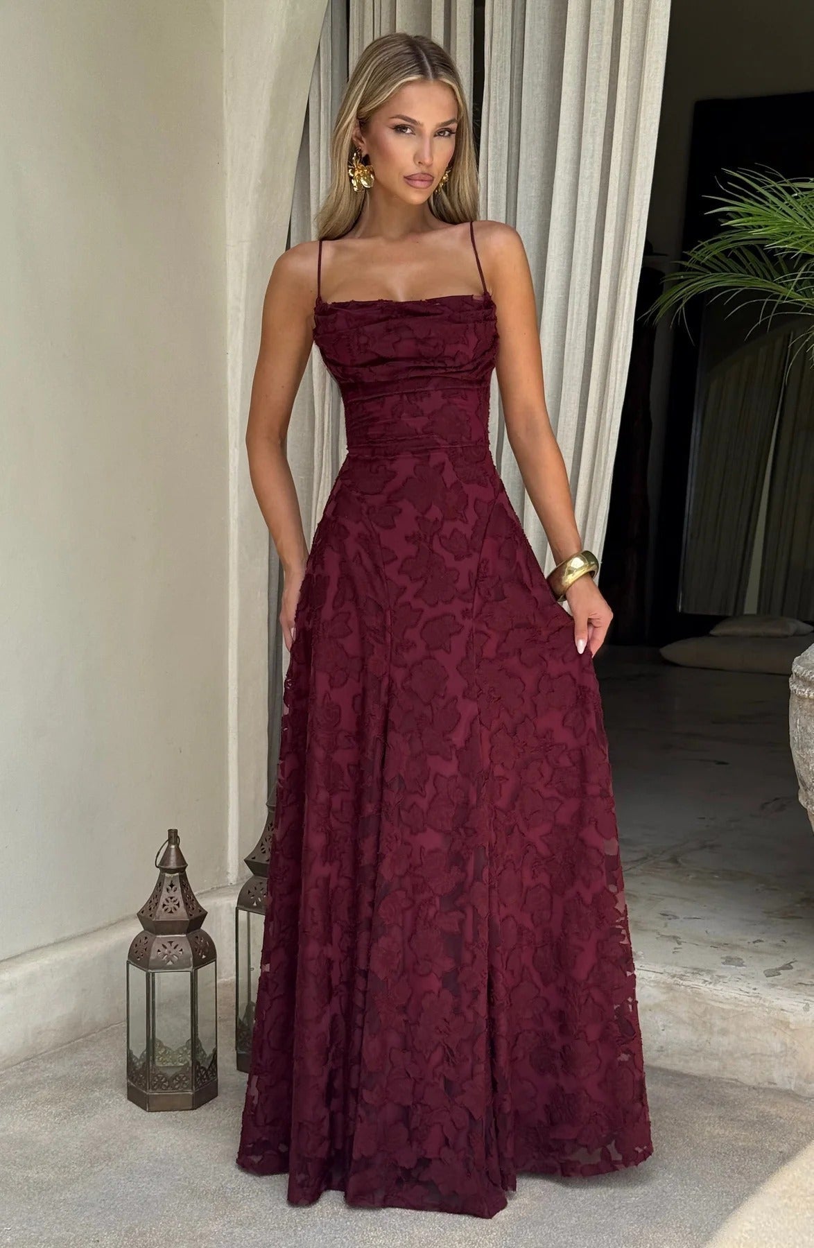 Brielle ärmlös blommig maxiklänning
