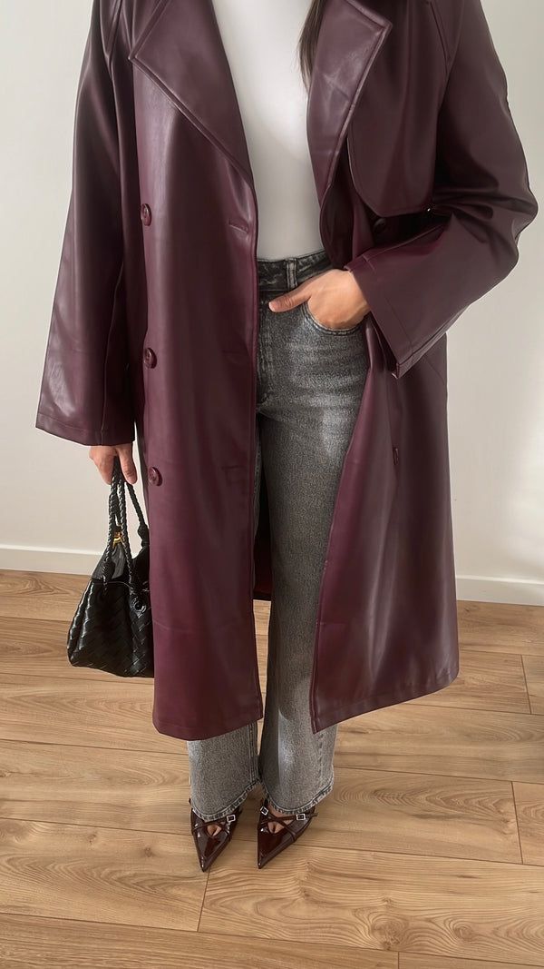 Cassy lång trenchcoat i konstläder