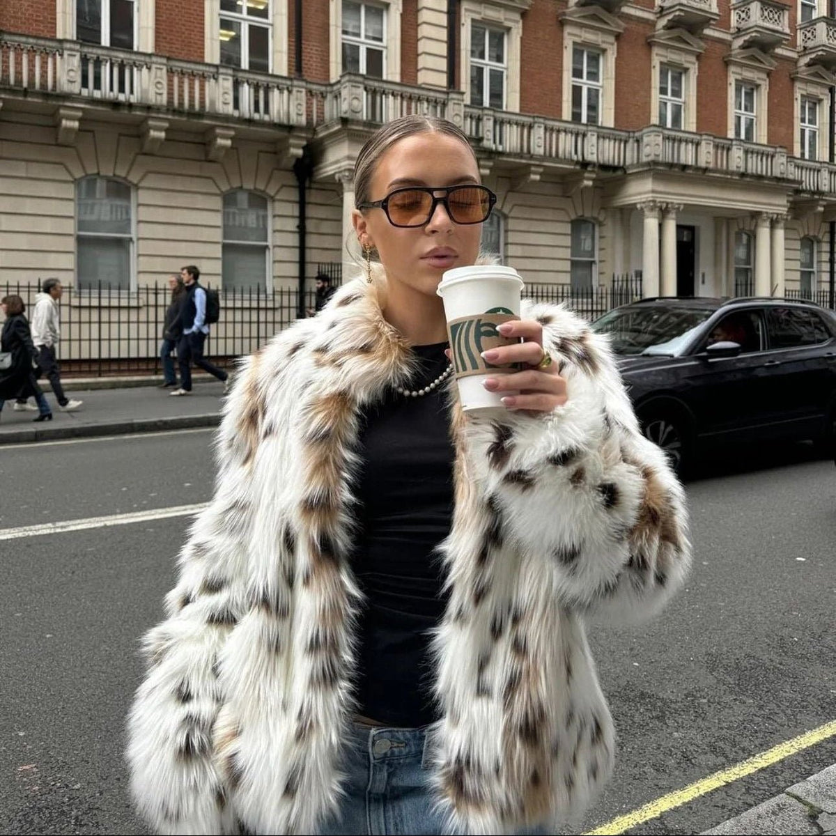 Celeste leopardmönstrad kappa i fuskpäls