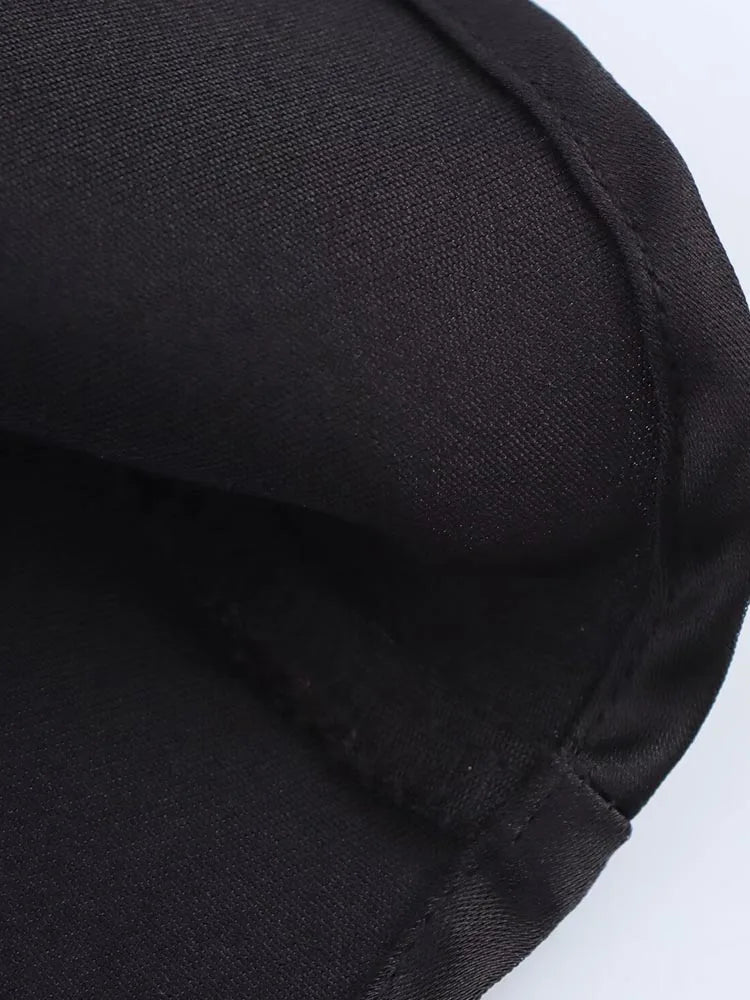 Colleen draperad satinklänning med halterneck och minilängd