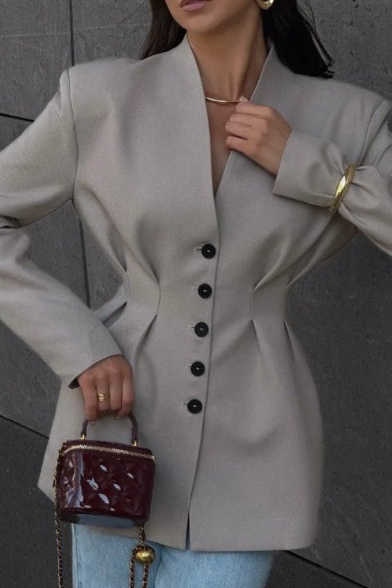 Daniela figursydd kraglös kavaj