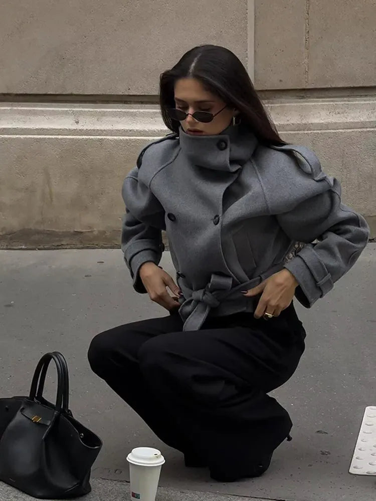 Debbie kort trenchcoat med ståkrage
