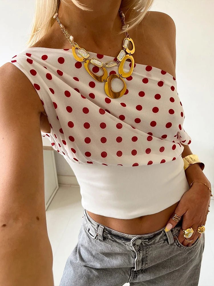 Dianne prickig topp med sned krage