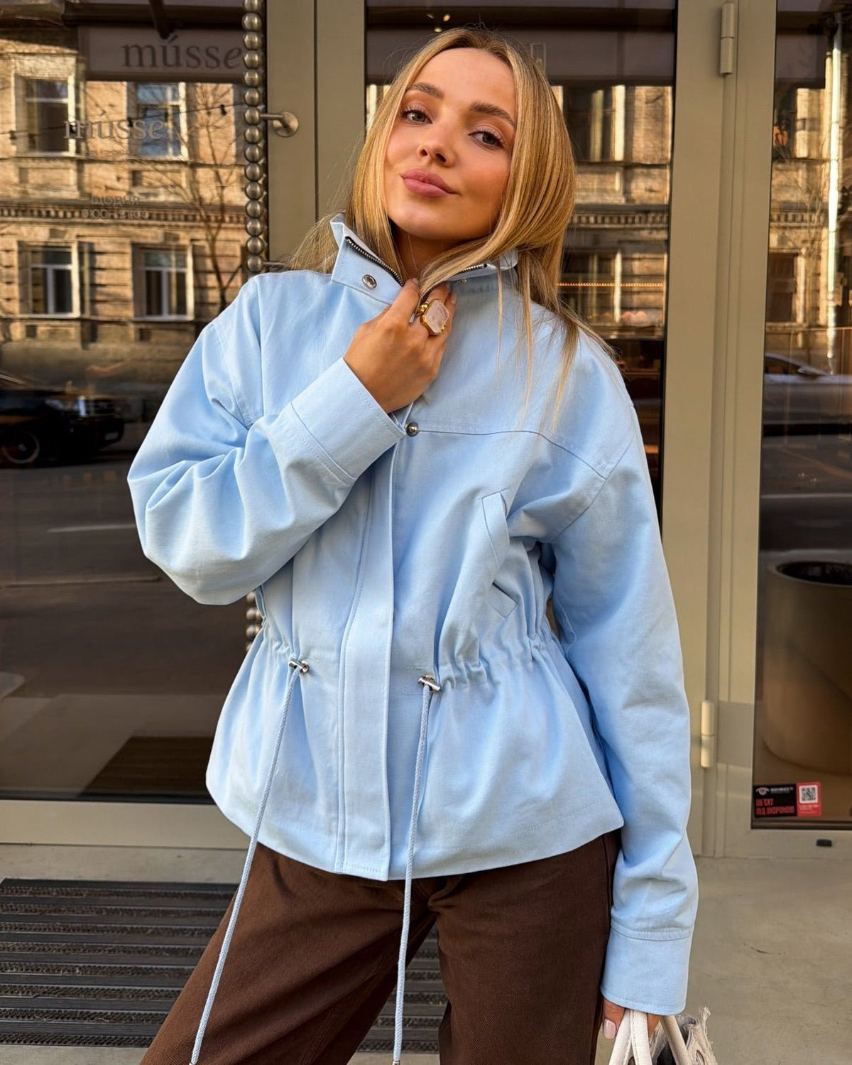Estherjacka med ståkrage