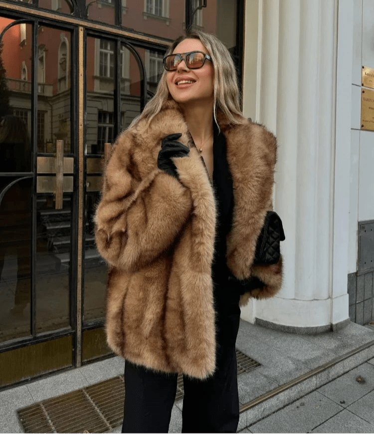 Fionas fuskpälsrock