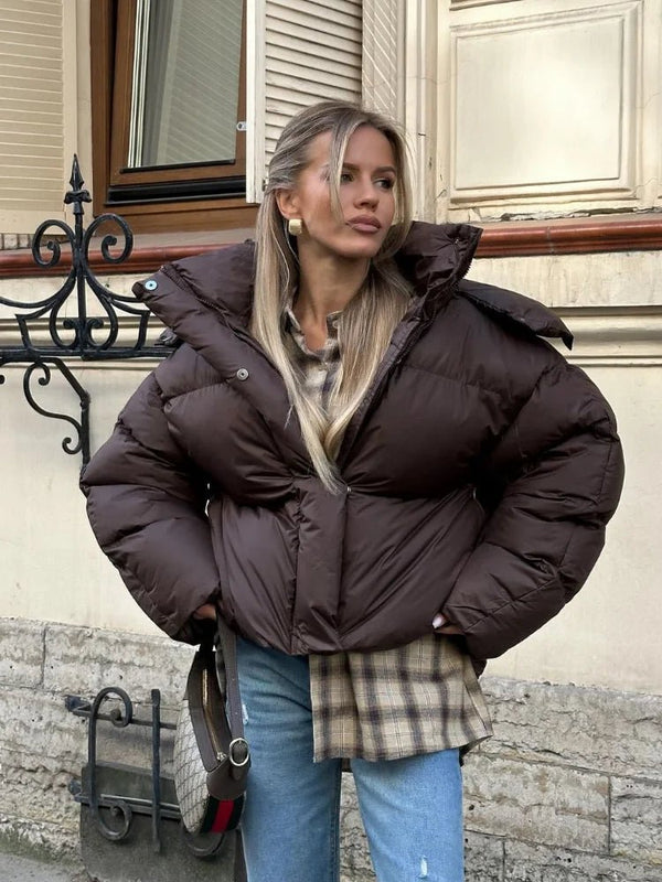 Gaia kort vadderad jacka med huva