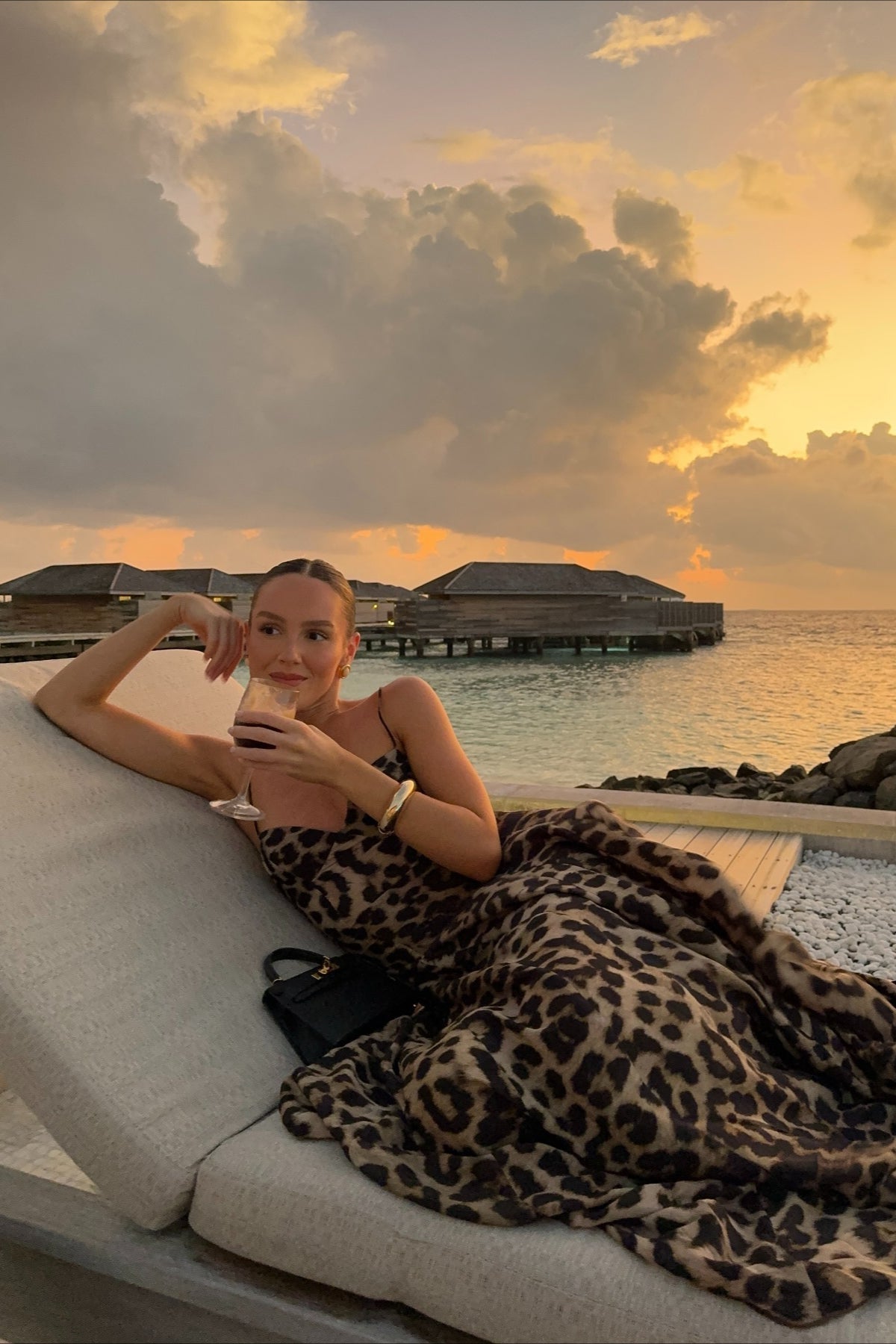 Imogen maxiklänning med leopardmönster och tunna axelband