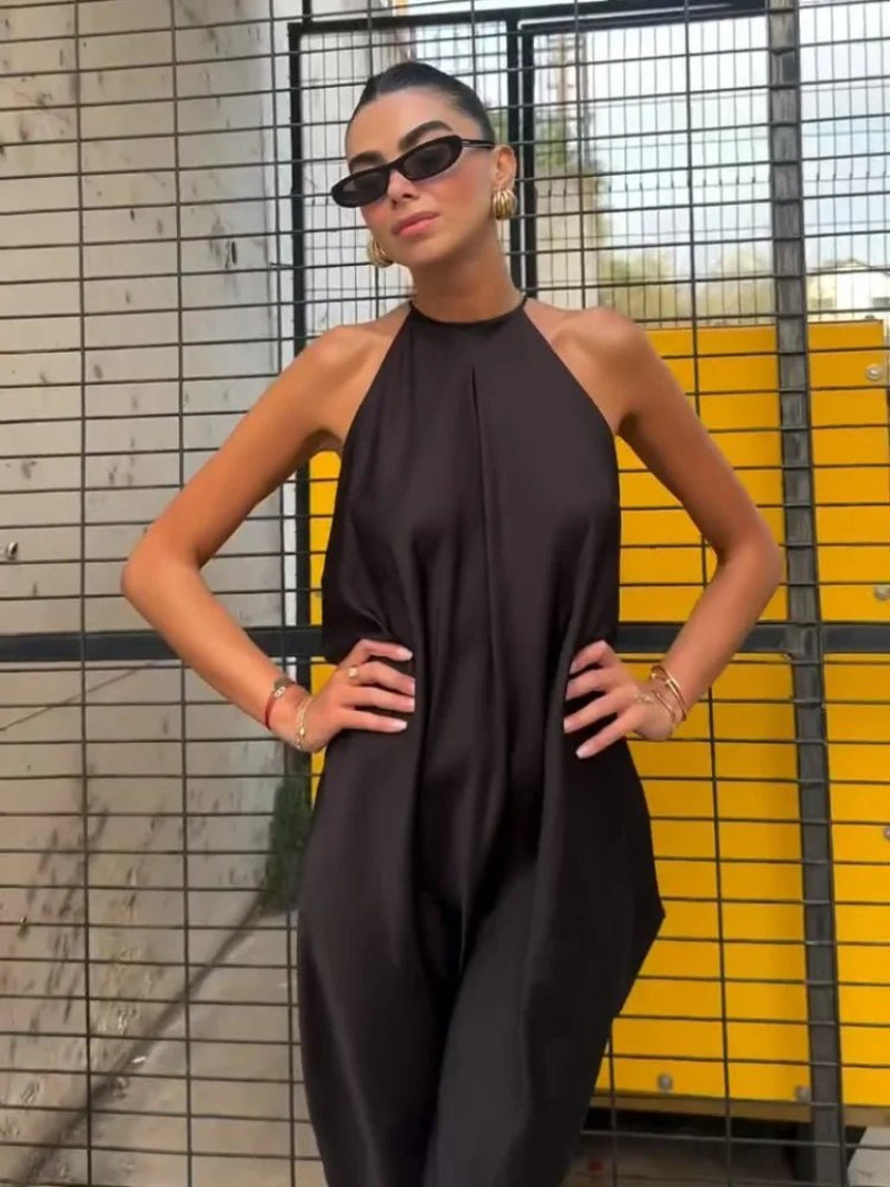 Indira satin-maxiklänning med halterneck