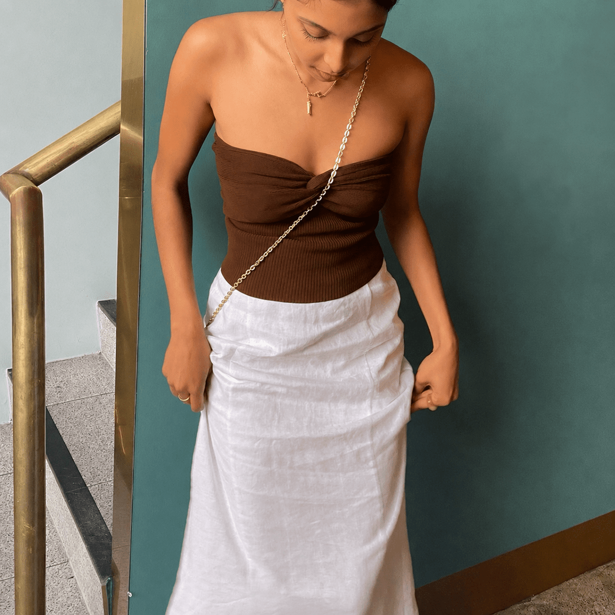 Iris axelbandslös off-shouldertopp