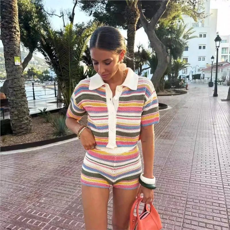 Jasmins virkade set med kort tröja och shorts