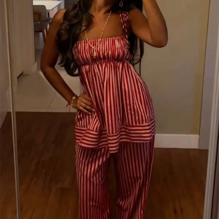 Jasmin randigt pyjamasset