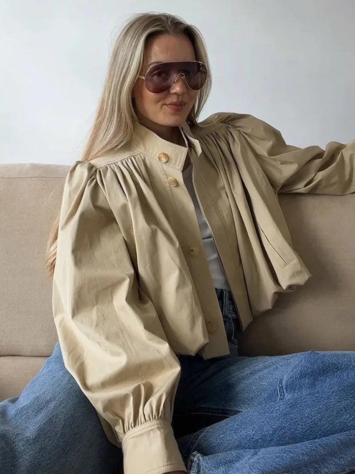 Jenna jacka med ledig passform och veck