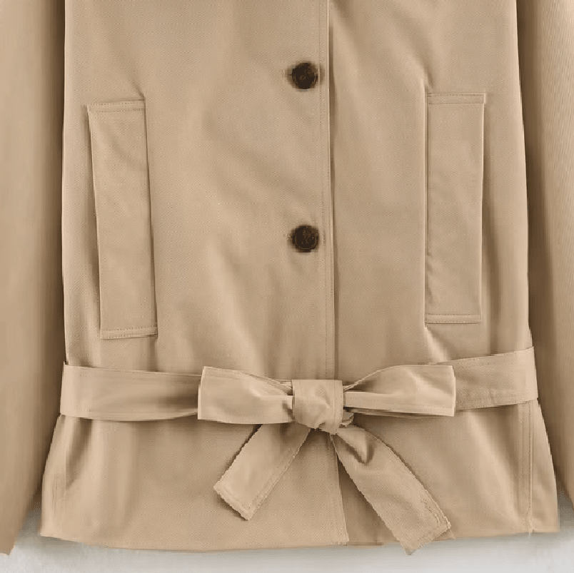 Julies asymmetriska trenchcoat med skärp