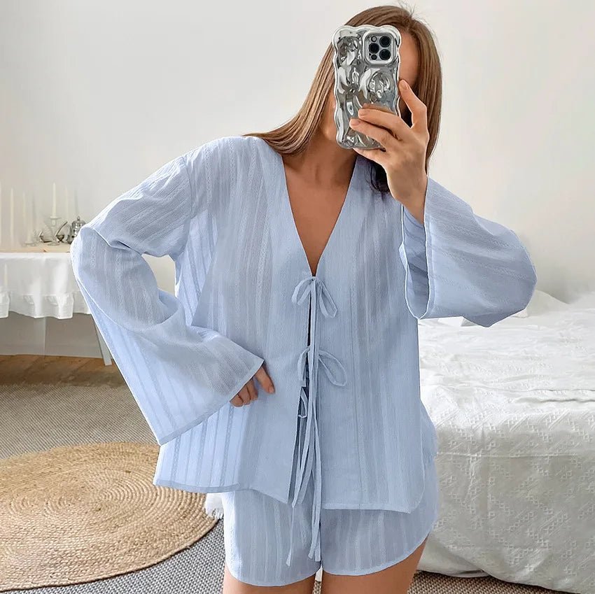 Juliennes set med kofta och shorts