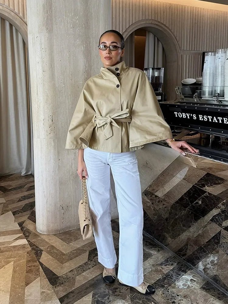 Kimberly kappa i capestil med skärp