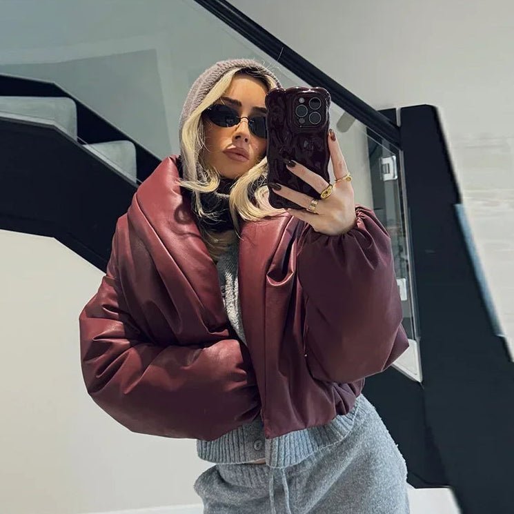 Lara skinnjacka med slag