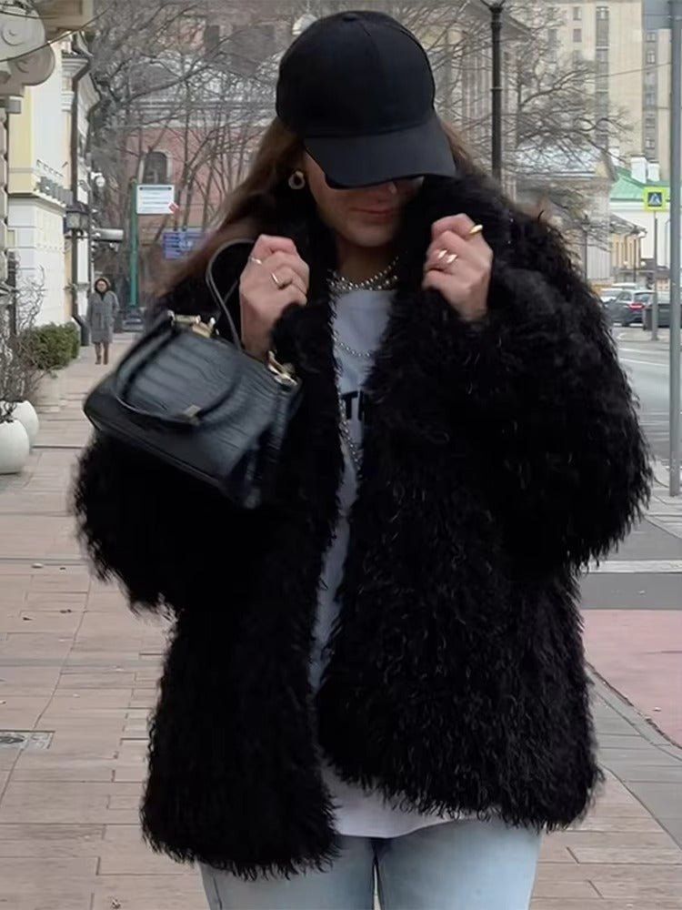 Liza lurvig kappa i fuskpäls