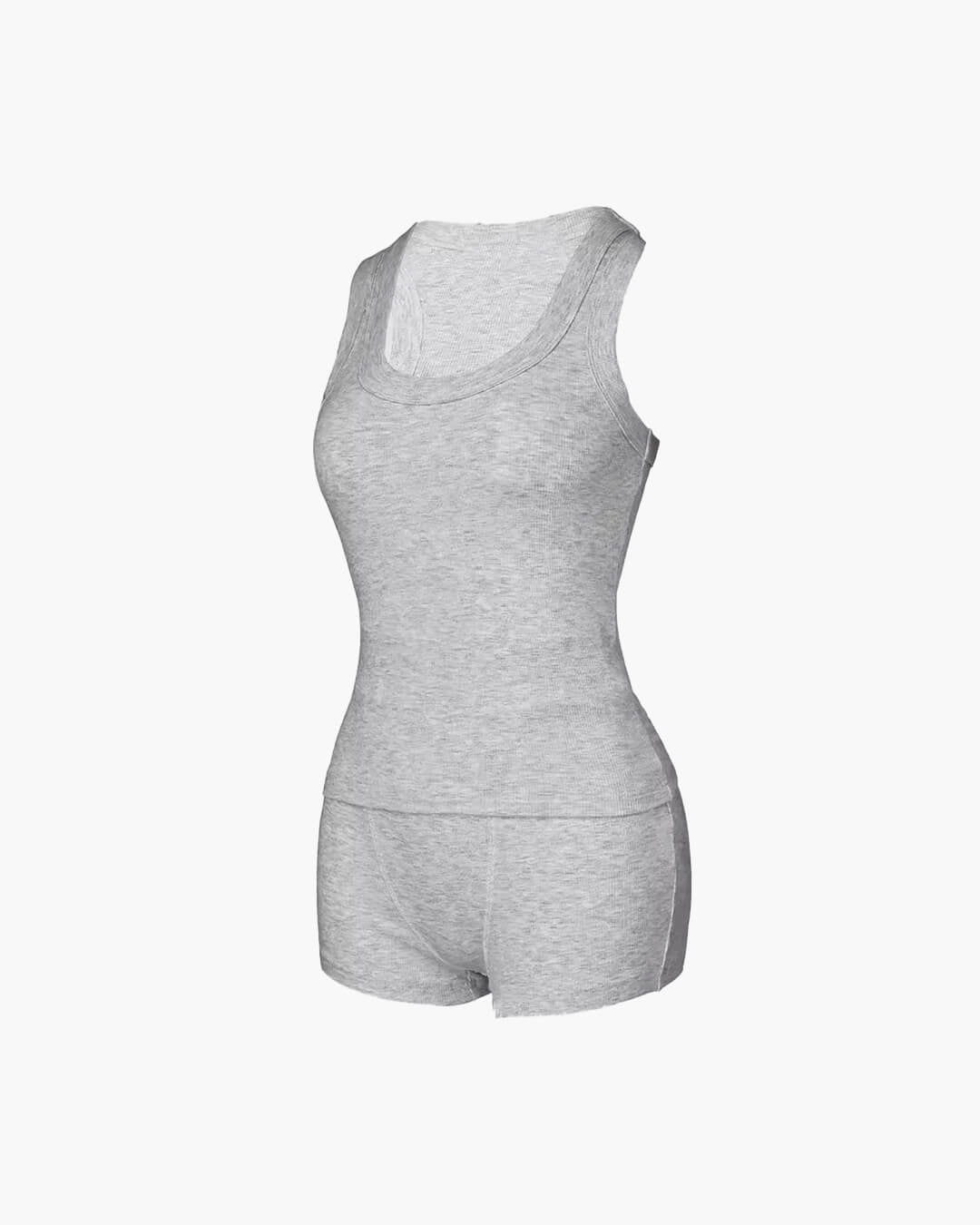 Lizas set med linne och shorts