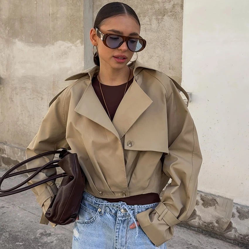 Lola kort trenchcoat med veck