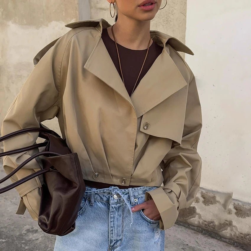 Lola kort trenchcoat med veck