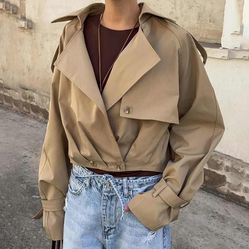 Lola kort trenchcoat med veck