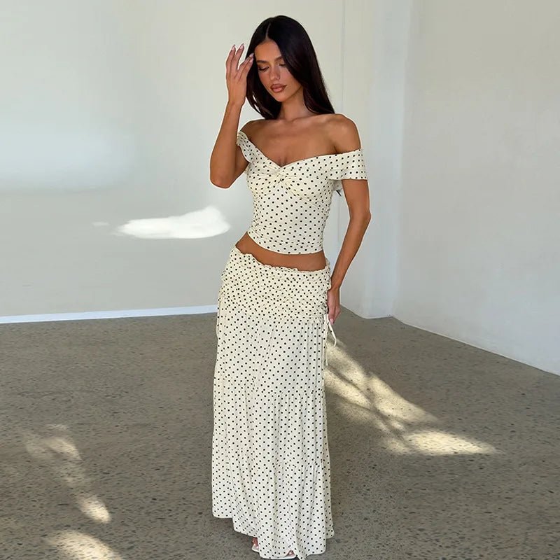Maisies set med off shoulder-croptopp och kjol