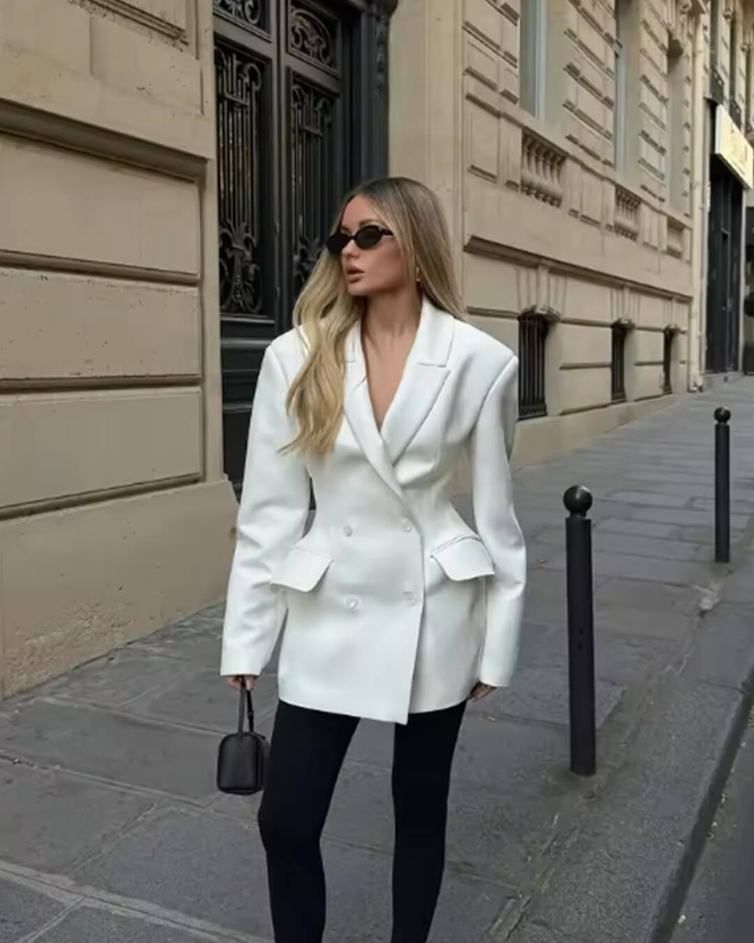 Mariana dubbelknäppt miniklänning