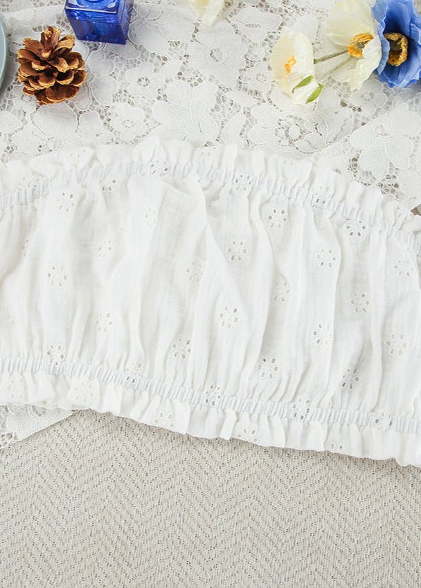 Melanie set med shorts och volangdetaljer med hålbrodyr