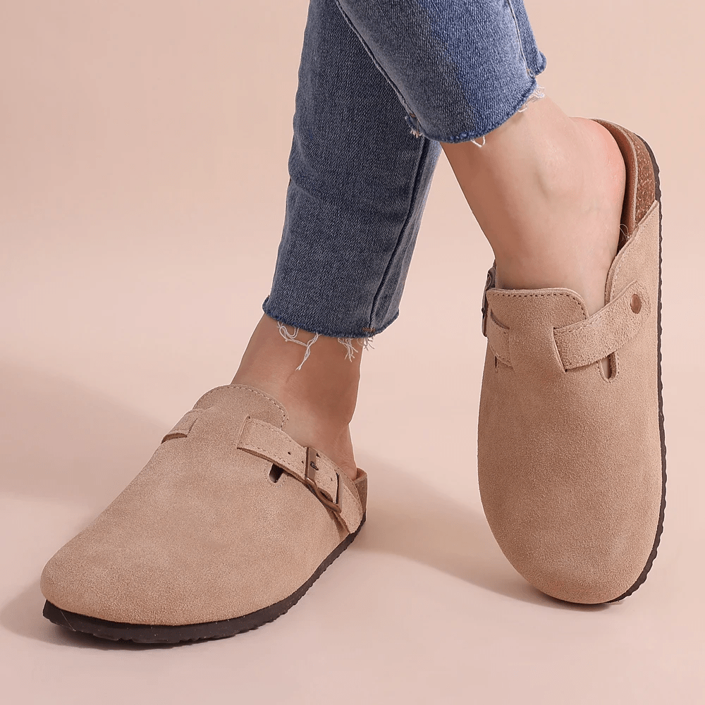 Minerva slip-in-sandaler med justerbart spänne