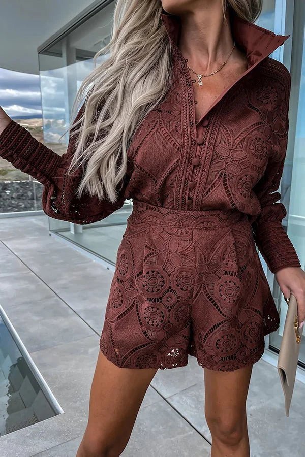 Natalies broderade spetsset