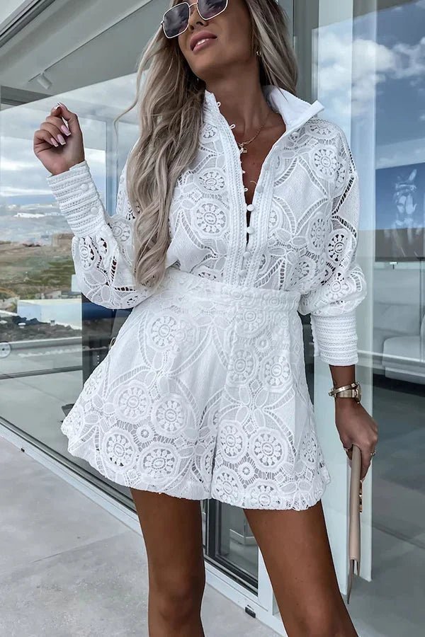 Natalies broderade spetsset