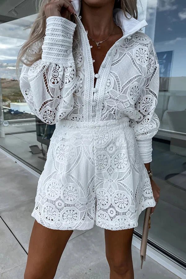 Natalies broderade spetsset