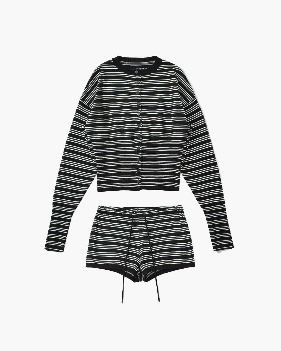 Nicole randigt set med kofta och shorts
