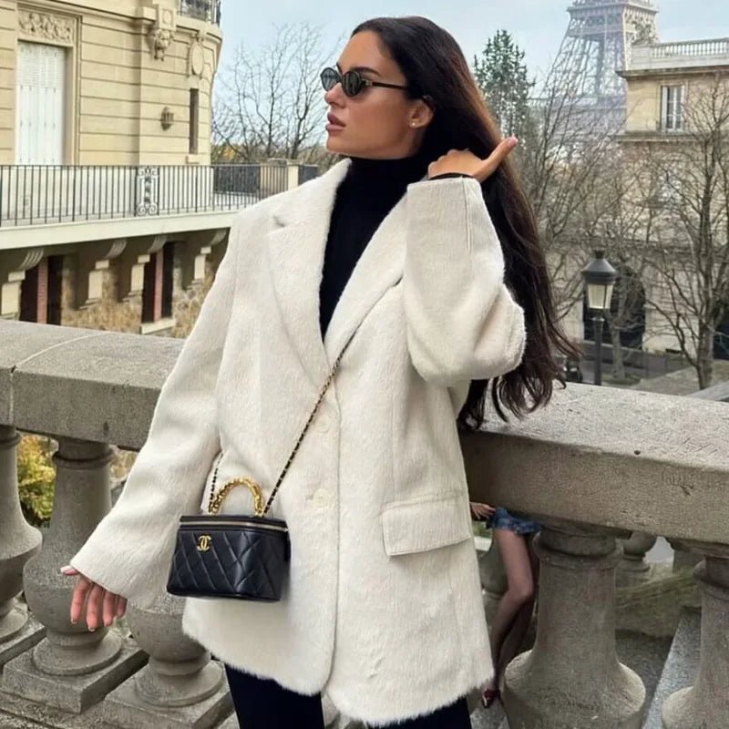 Noemi strukturerad kavaj