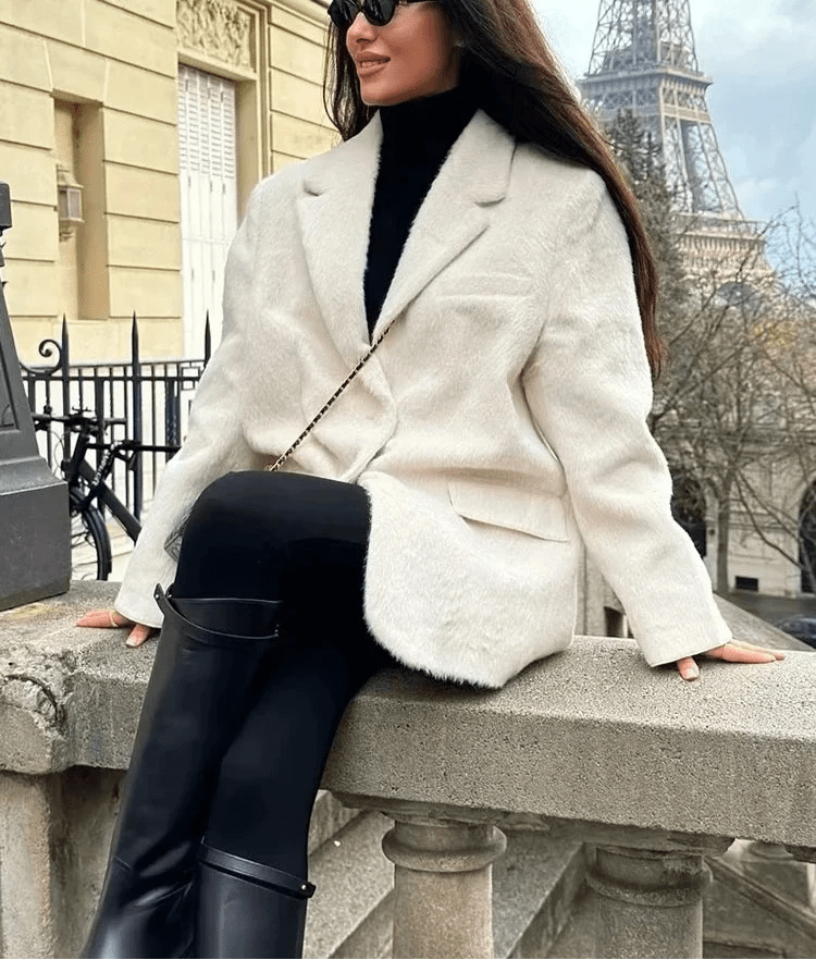 Noemi strukturerad kavaj