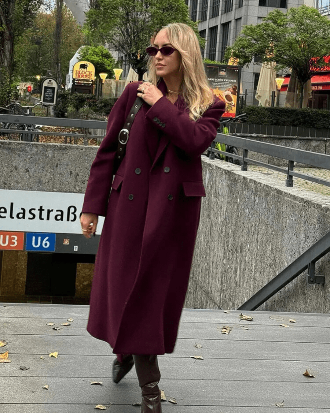 Nora lång dubbelknäppt kappa