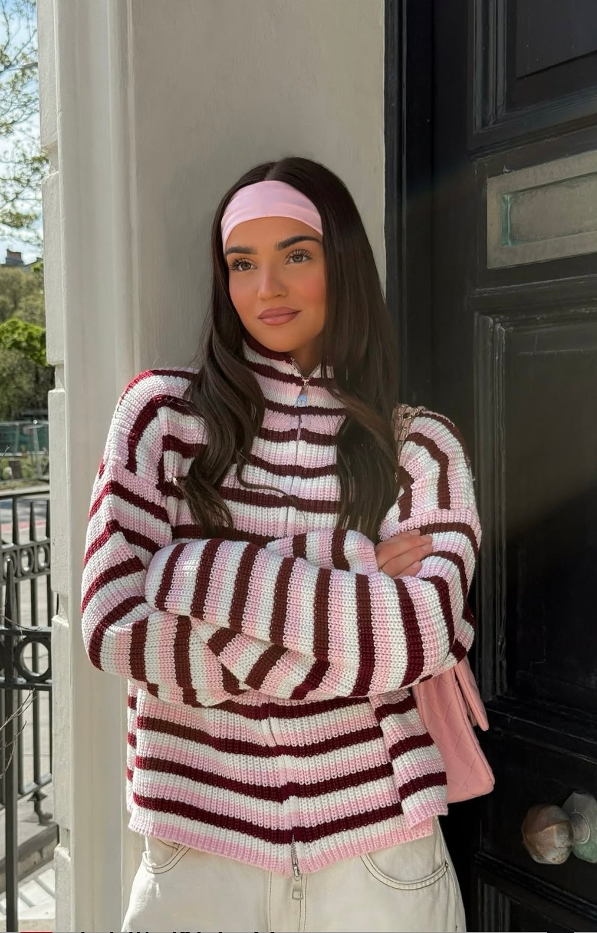 Nora oversized randig stickad tröja med dragkedja