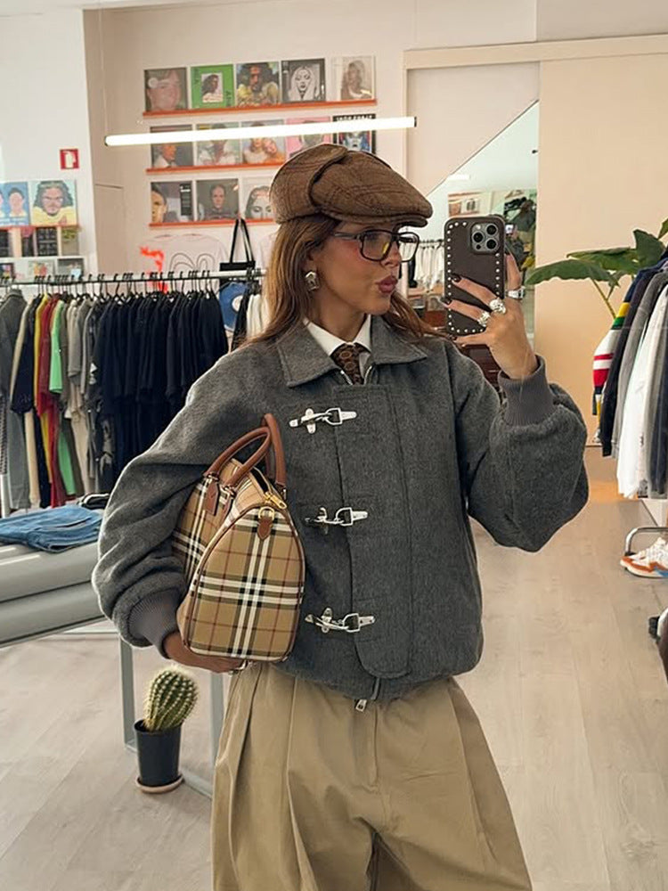 Tove kort jacka med spännen