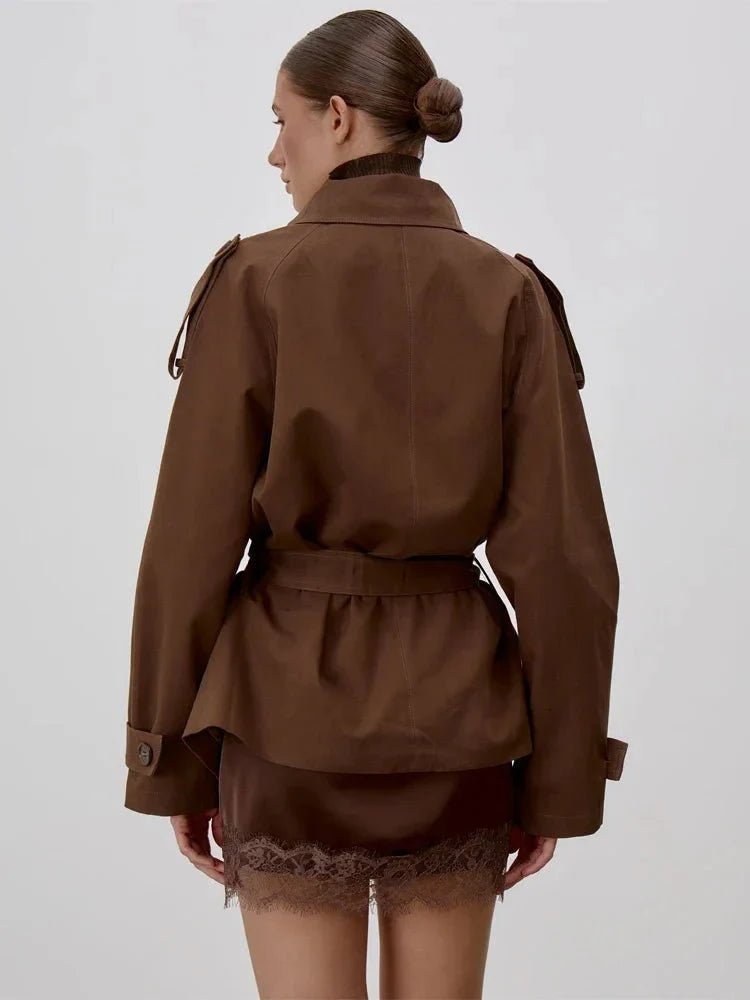 Octavia trenchcoat med snörning och ståkrage