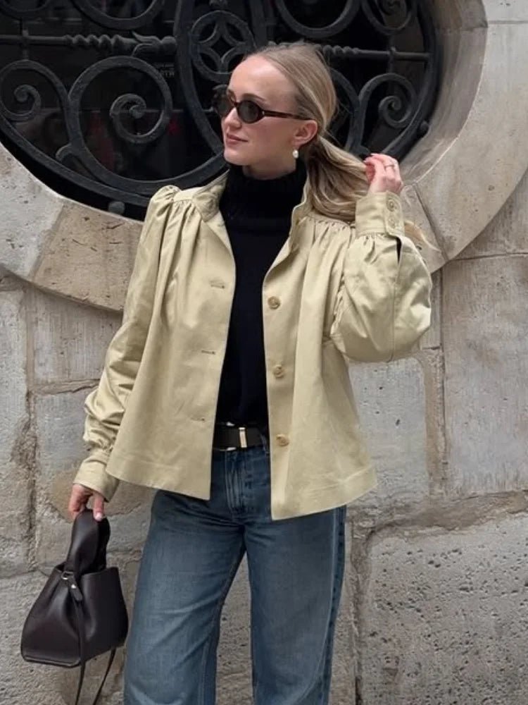Pia jacka med puffärmar