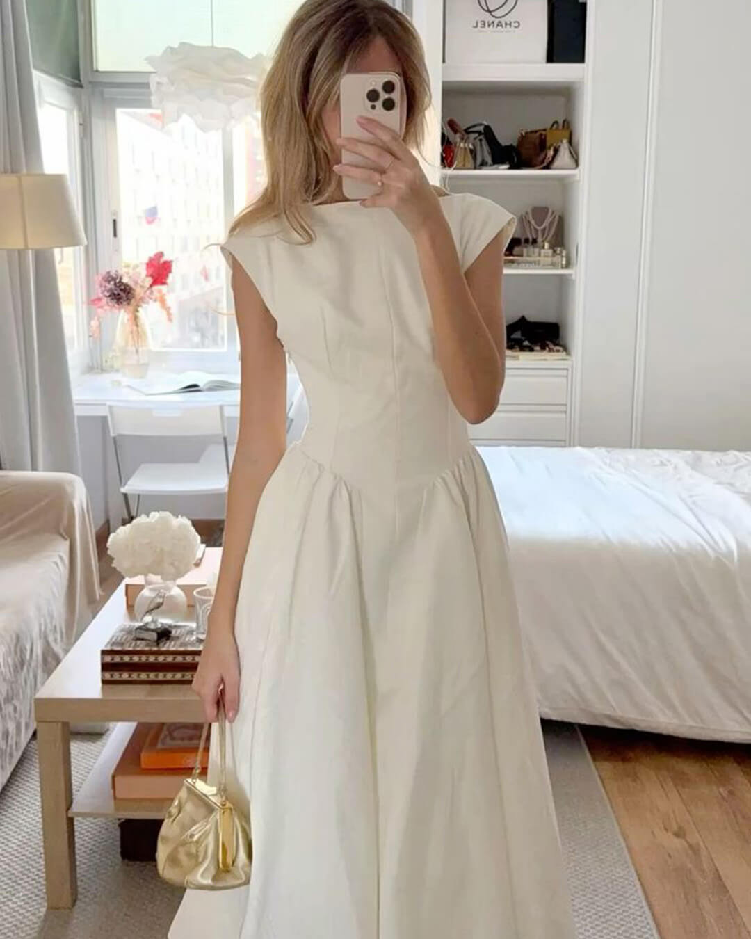 Rosalind ärmlös midiklänning med utskärningar