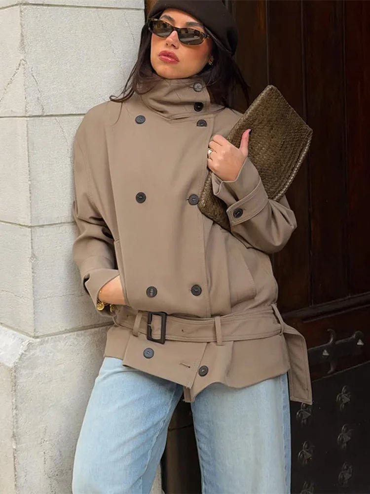 Saddie kort trenchcoat med skärp
