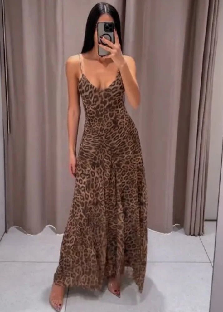 Sienna lång klänning med axelband och leopardmönster